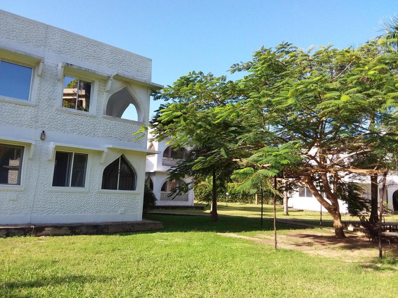 Royal Palms Apartment A4 Mombasa Exterior foto